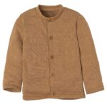 Eine Bio Strickjacke von Disana aus Merinowolle in der Farbe Karamell